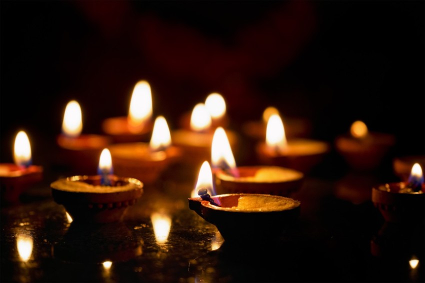 Diwali Lights Oil Candles Photo Background